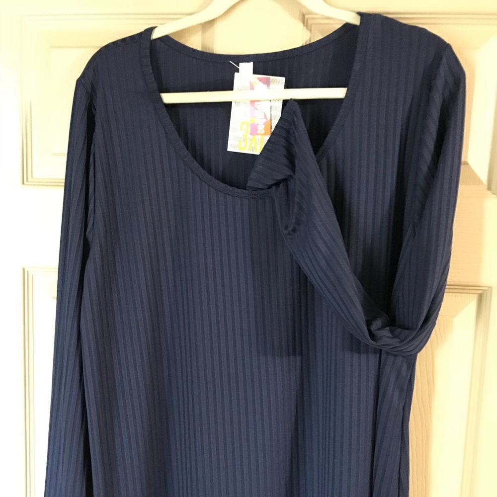 LulaRoe Lynnae dark blue